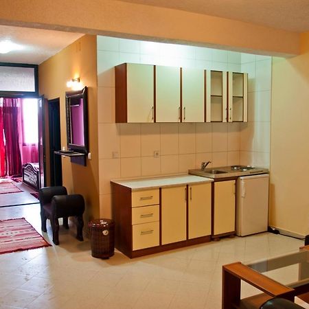 Apartmani Aida Ulcinj Exterior photo