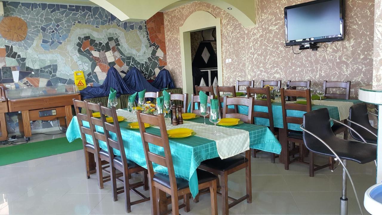 Apartmani Aida Ulcinj Exterior photo