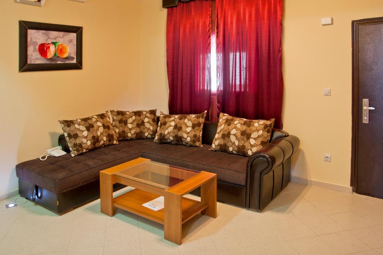 Apartmani Aida Ulcinj Exterior photo
